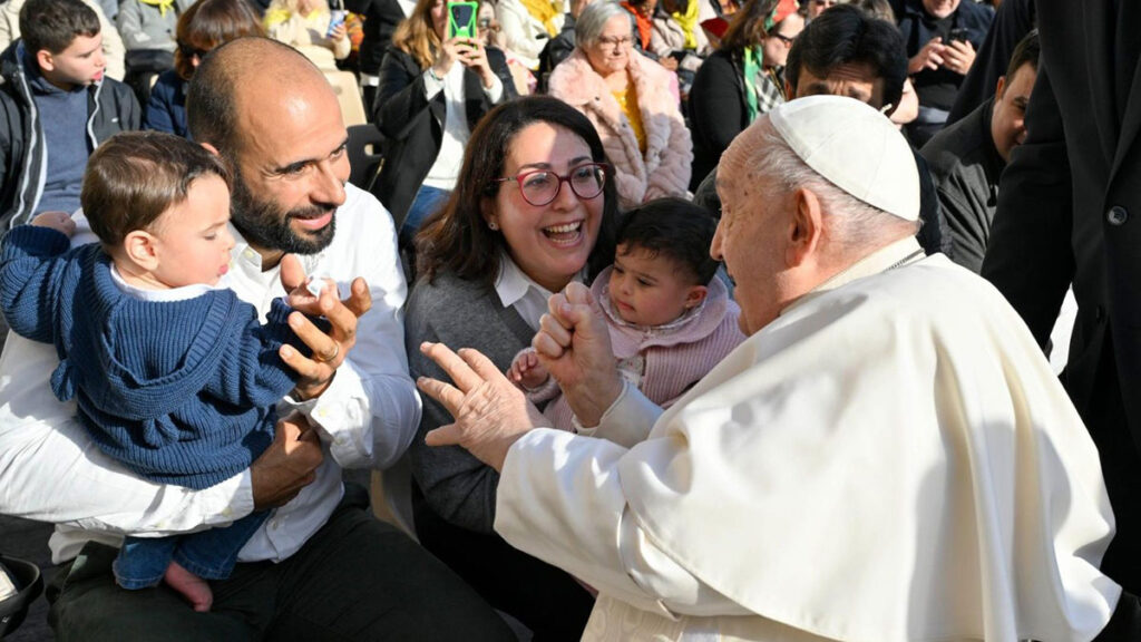35 mln wiernych spotkalo sie z franciszkiem w watykanie kat