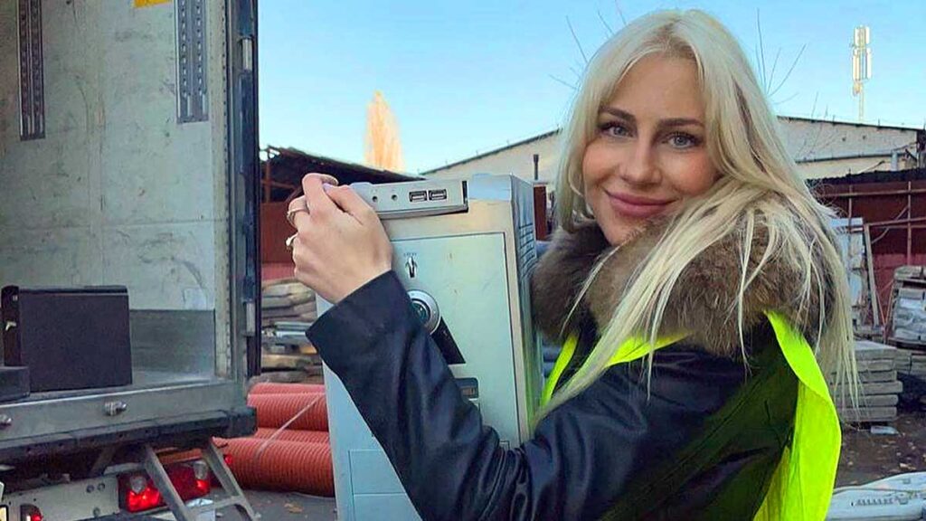 800 tones of humanitarian aid to the hospitals in ukraine kat