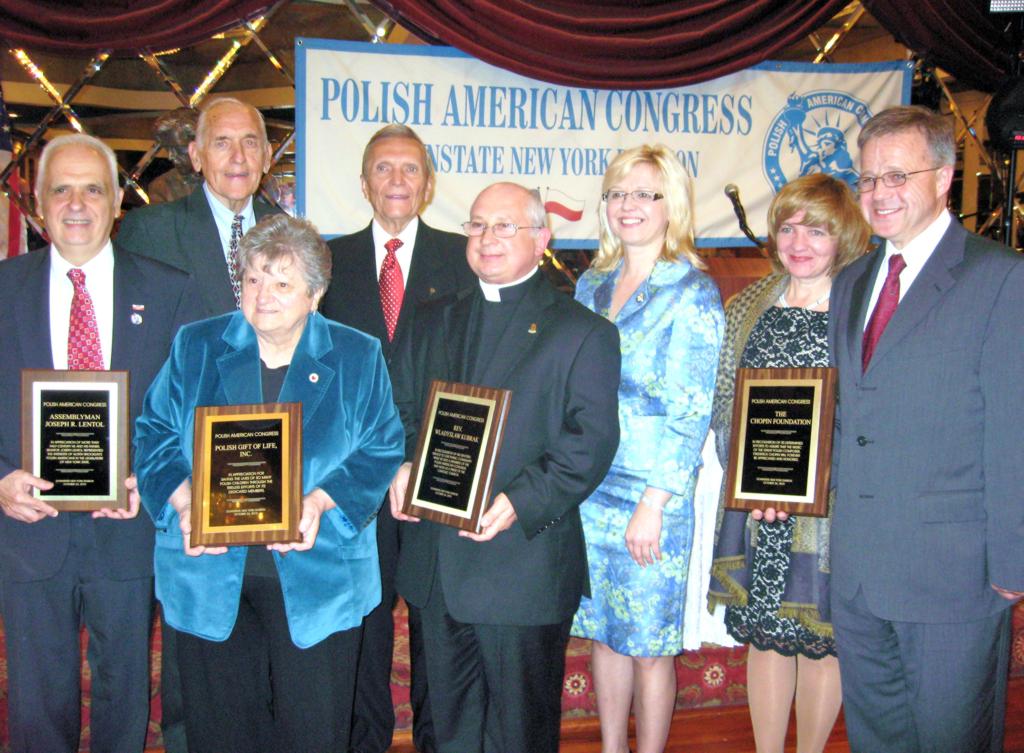 A tribute from the polish american congress kat 20