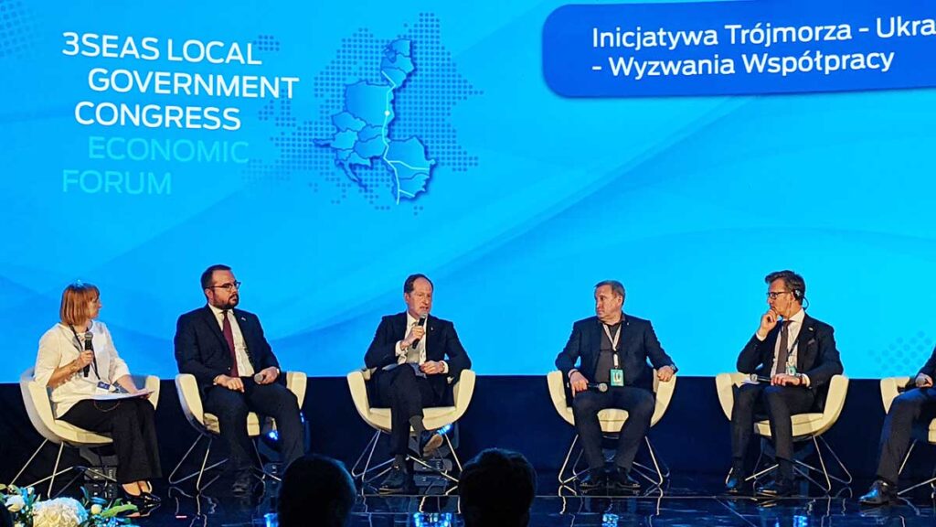 Ambasador mark brzezinski stany zjednoczone stoja ramie w ramie z krajami inicjatywy trojmorza kat