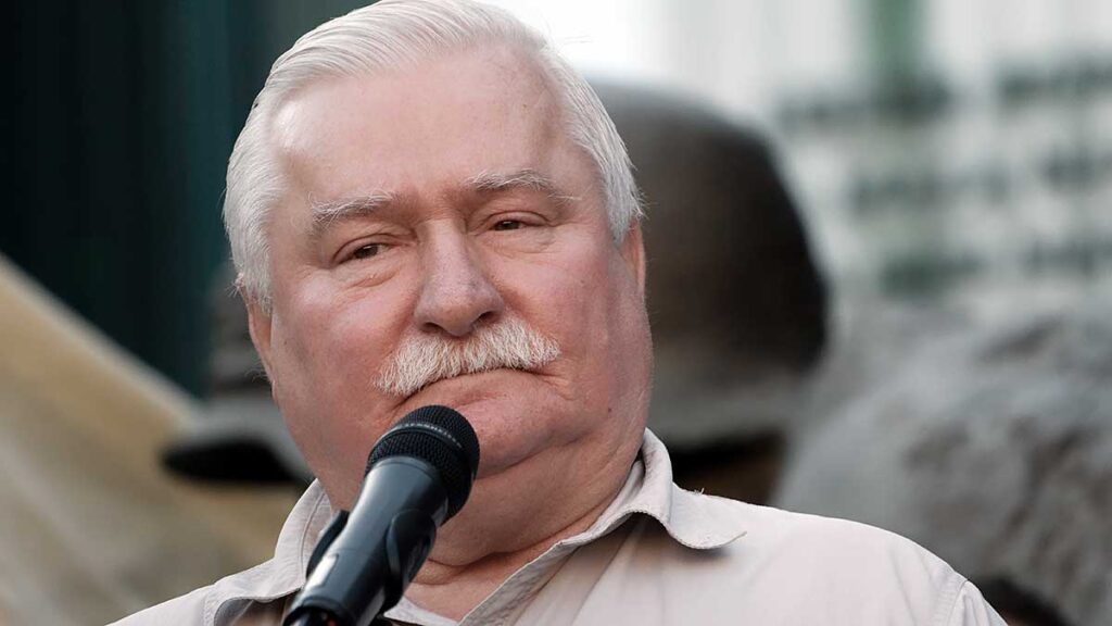 An evening with lech walesa former president of poland in hartford ct kat