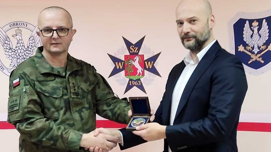 Armia wychodzi z oferta do studentow kul w centrum wspolpracy z wojskiem kat