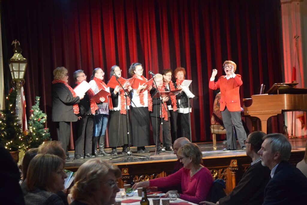 Assemblyman joseph r lentol spotkal sie z nowojorska polonia kat 15