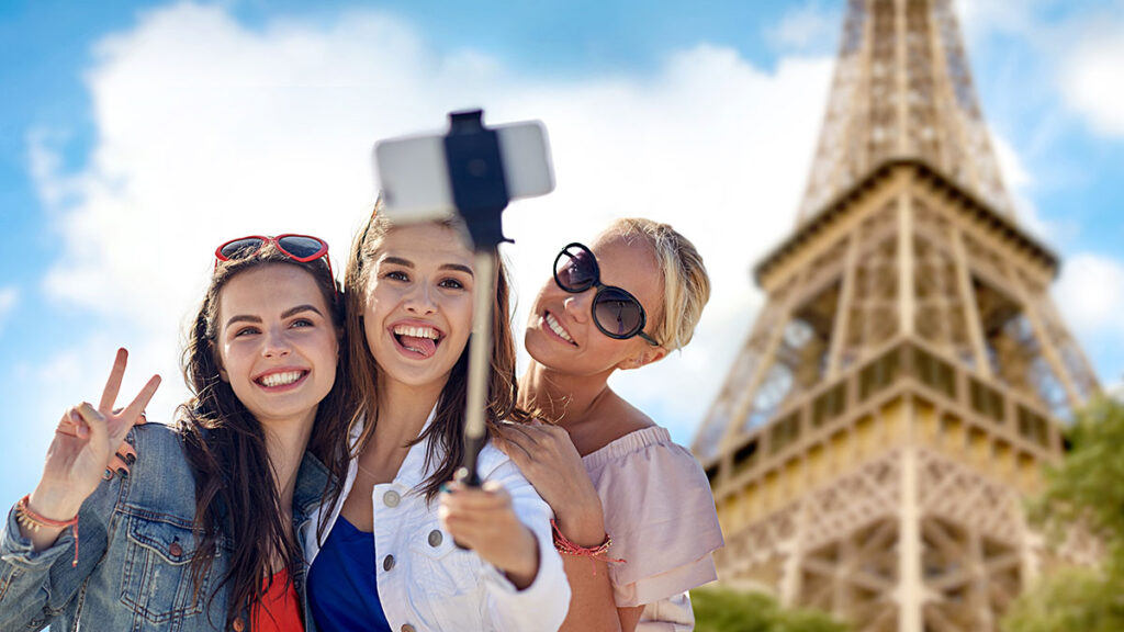 Babski wyjazd do paryza kolejna wycieczka z ny i nj z voyager club usa kat