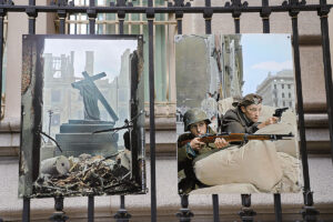 od lewej w pierwszym rzędzie