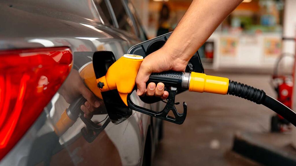 Biden cena ropy drastycznie spada cena benzyny tez powinna kat