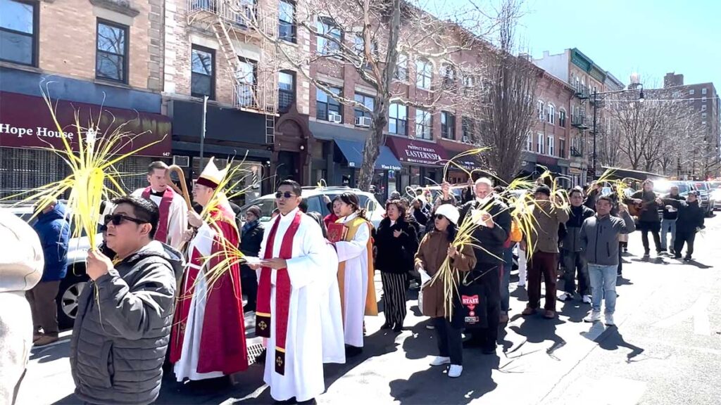 Bishop brennan leads palm sunday processions in brooklyn kat