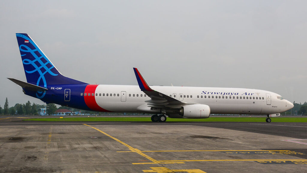 Boeing 737 500 sriwijaya air rozbil sie zaraz po starcie i runal do morza jawajskiego kat