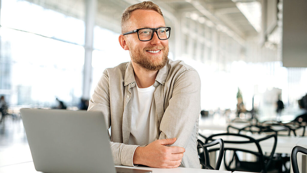 Brakuje ci rak do pracy zacznij wspolpracowac z freelancerem kat