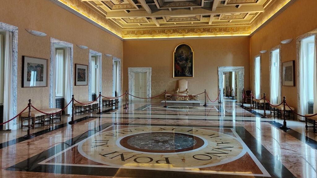 Castel gandolfo bogata historia letniej rezydencji papiezy kat