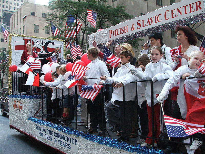 Centrum polsko slowianskie na paradzie pulaskiego 10 01 2006 kat 15