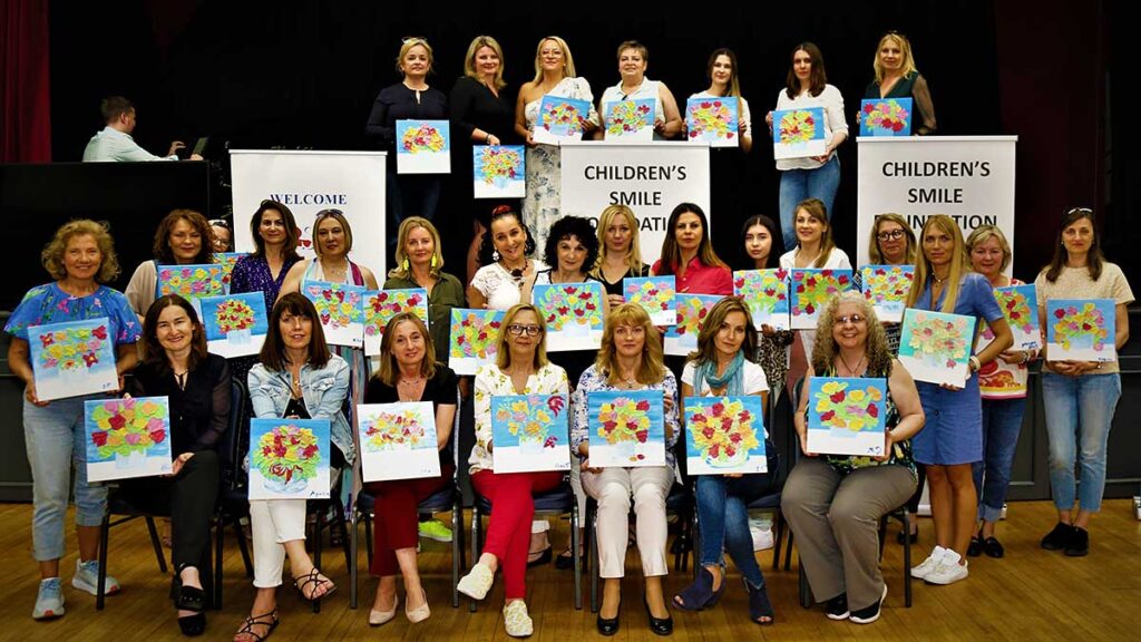 Charytatywna akcja childrens smile foundation podarunek z serca do serca kat