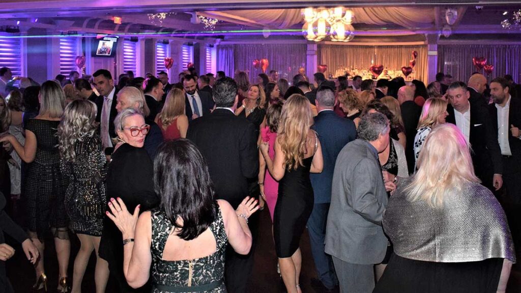 Charytatywny sukces na rzecz potrzebujacych dzieci childrens smile foundation w nowym jorku kat