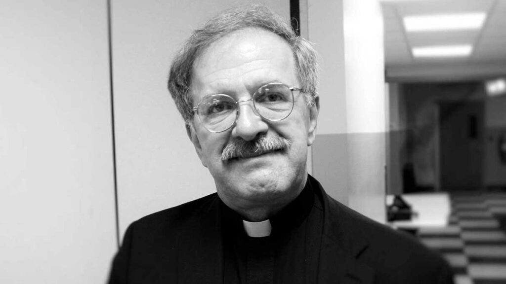 Childrens smile foundation upamietnia swojego kapelana pralat piotr zendzian patronem ulicy na maspeth kat