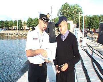 Cywil na pokladzie bielika reportaz z rejsu okretem podwodnym na baltyku kat 25