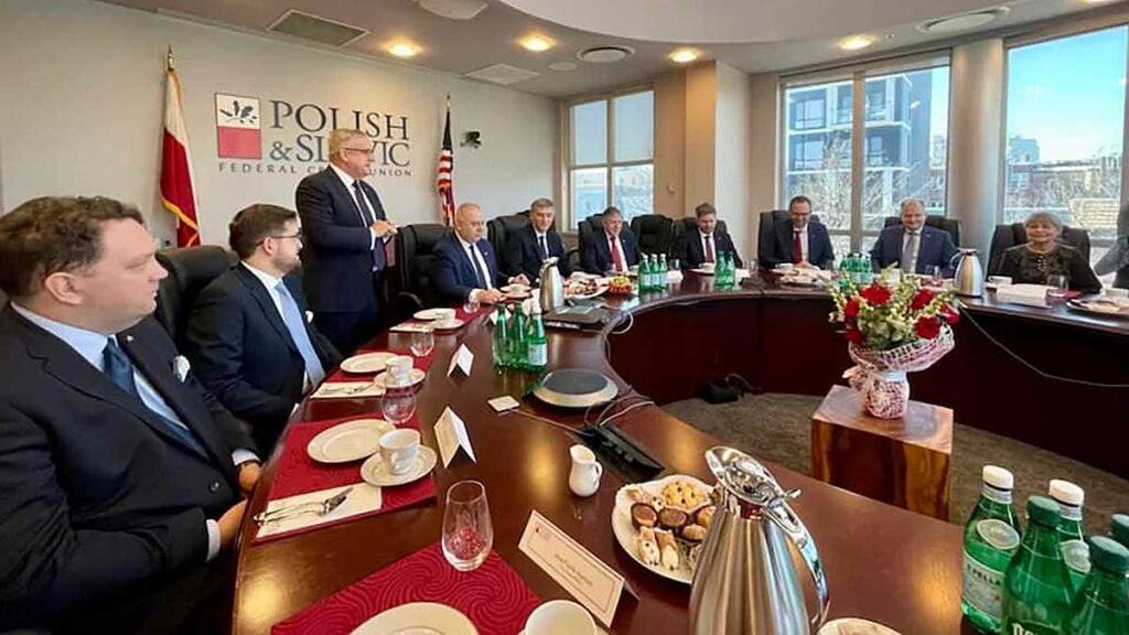 Delegacja rzadu rp w polsko slowianskiej federalnej unii kredytowej greenpoint ny kat