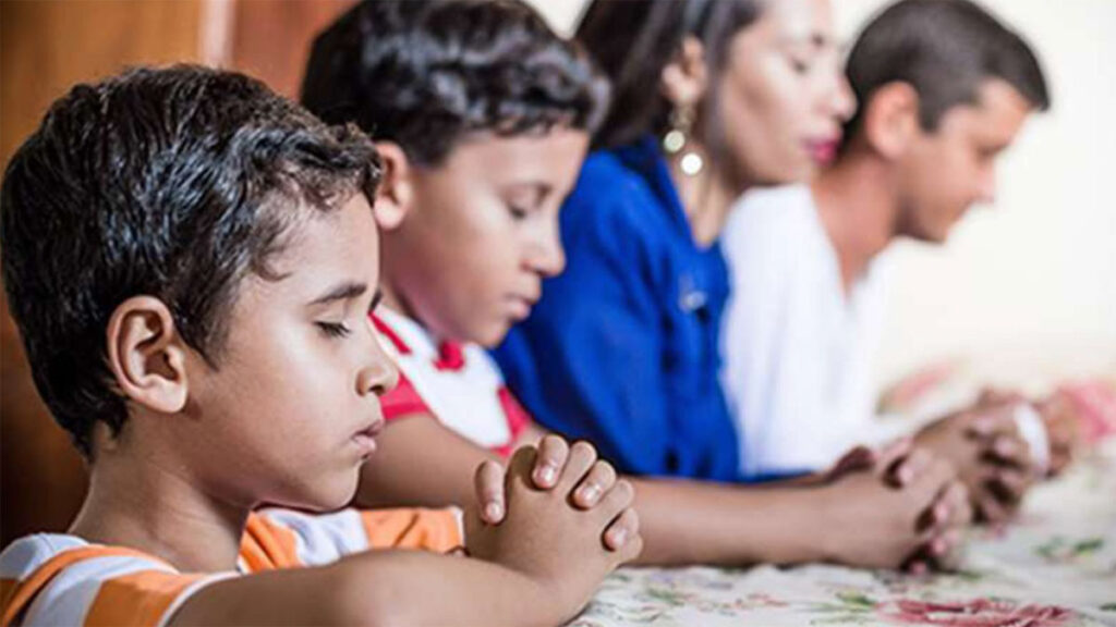 Dlaczego katolickie rodziny z calej ameryki osiedlaja sie w dakocie polnocnej kat