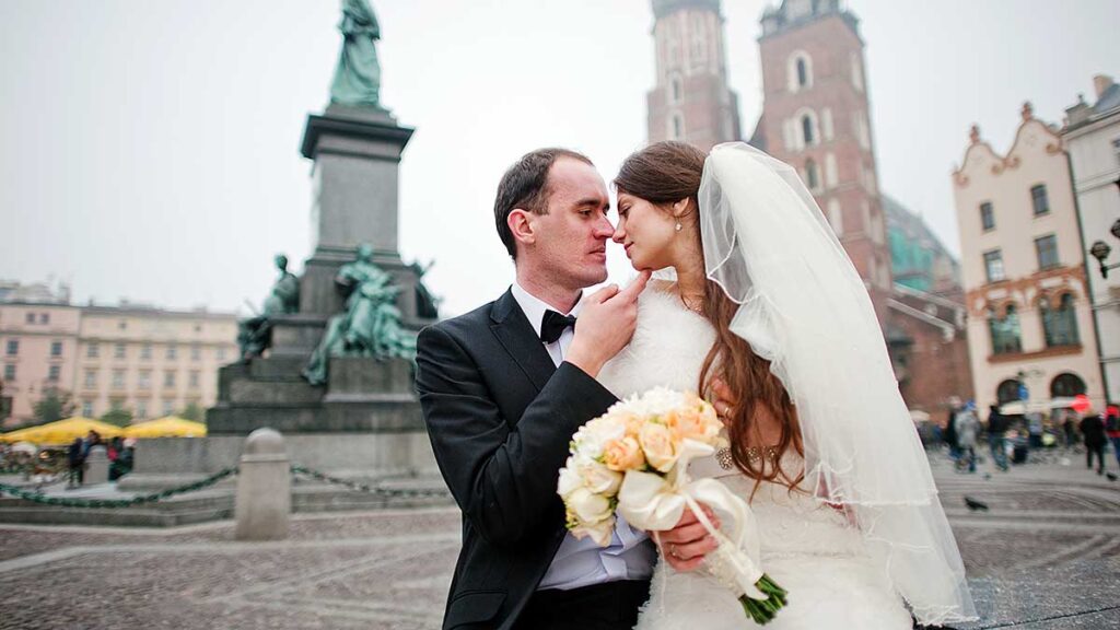 Dobre czasy dla branzy weselnej mlodzi chca sie bawic i nie ograniczaja kosztow kat