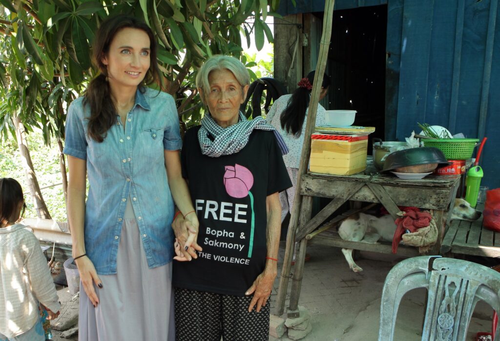 EFEKT DOMINA, DOMINIKA KULCZYK, FOTO: TATIANA JACHYRA