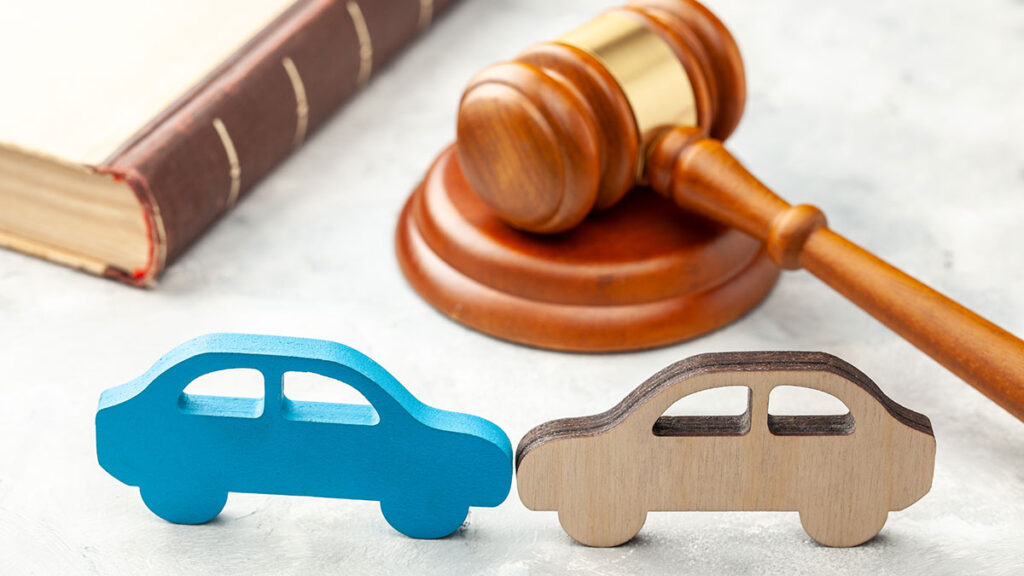 Dr nasiek who needs medical and legal expertise after an car accident kat