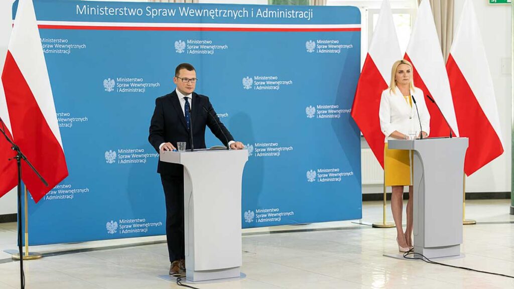 Dzialania rzadu polskiego na rzecz uchodzcow z ukrainy kat