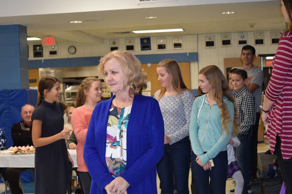 Dzien babci i dziadka w akademii jezyka polskiego w manchester nj kat 20