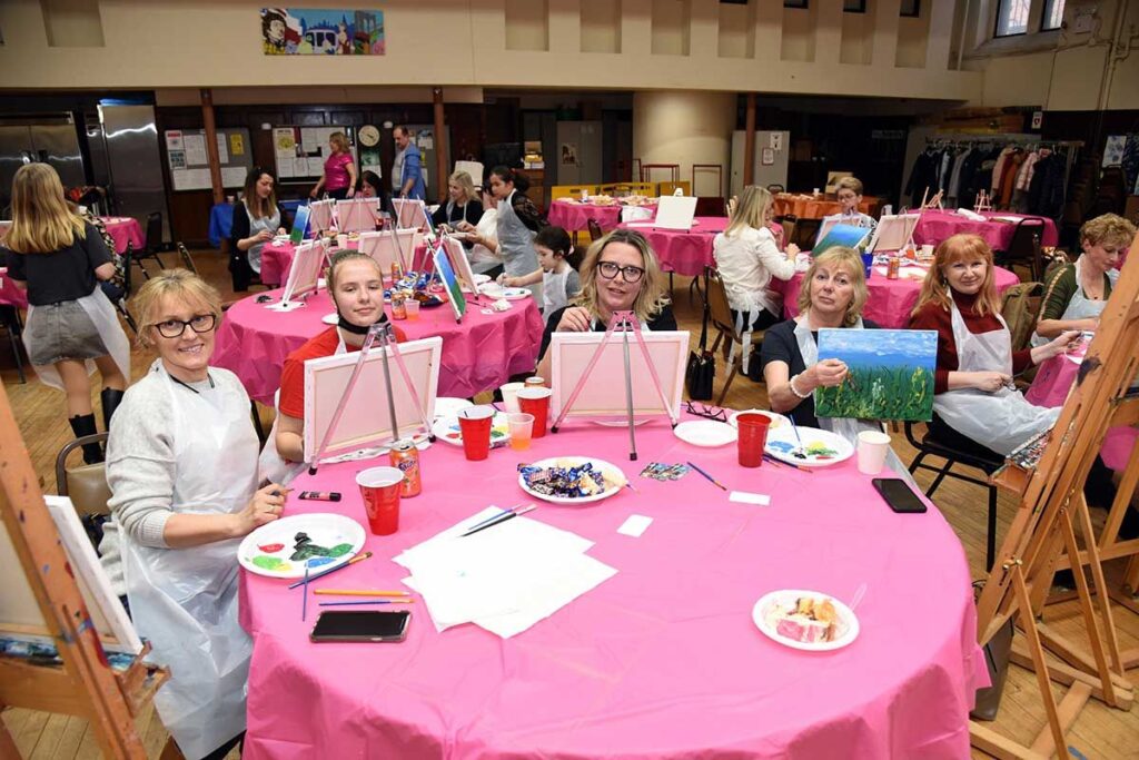 Dzien kobiet ze sztuka w nowojorskim centrum polsko slowianskim kat
