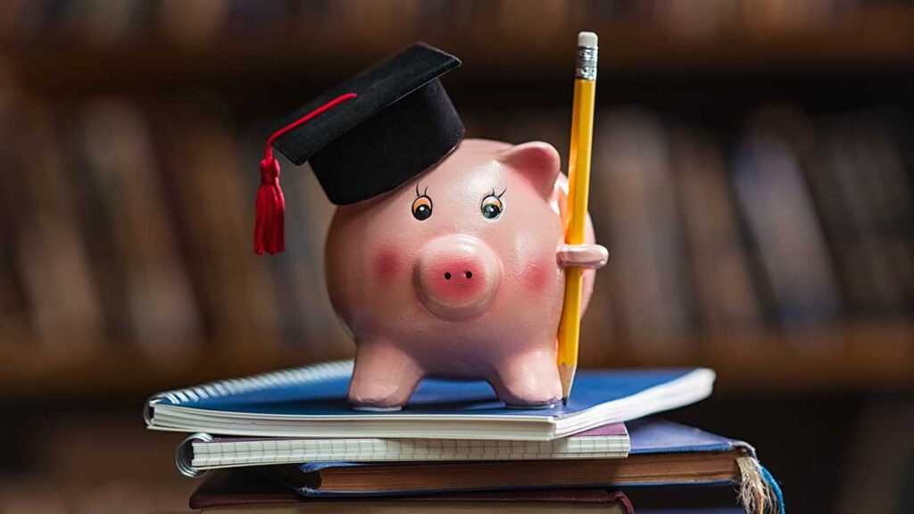 Extended deadline for applications the harriet irsay scholarship award from the american institute of polish culture kat