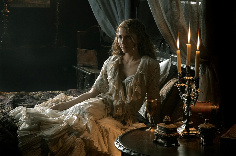 Hedvig Sparre spelas av Tuva Novotny. Foto: Valentinas Ivinskas.