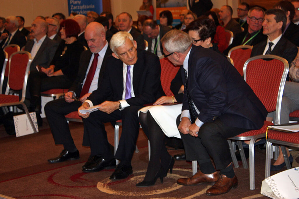 Forum ochrony srodowiska w warszawie kat 54