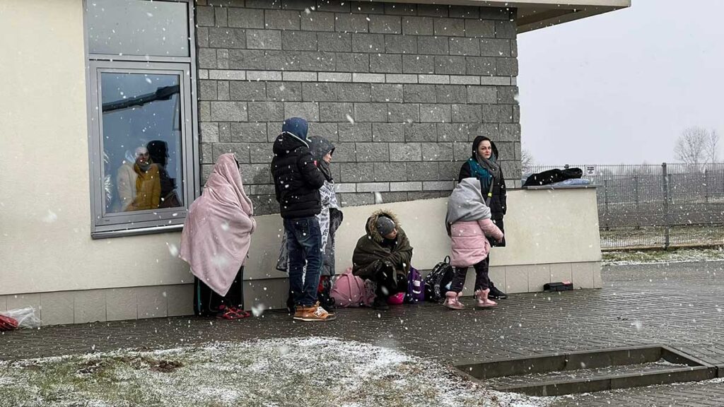 From marek skulimowski president of kosciuszko foundation who is in poland on the ukrainian border kat