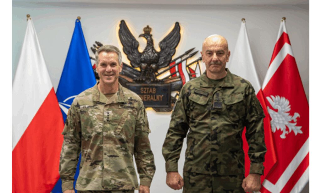 General richard d clarke z wizyta w polsce kat