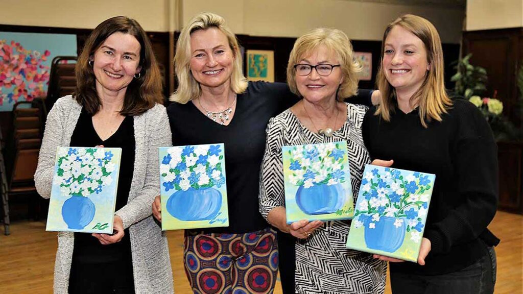 Girls paint night with smile 2023 12 maja 2023 kat