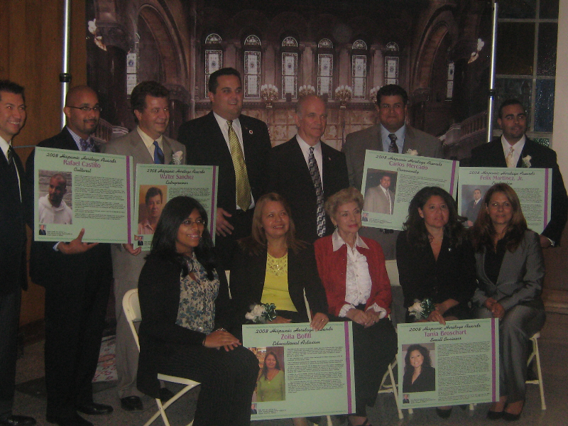 Hispanic awards ceremony kat 42