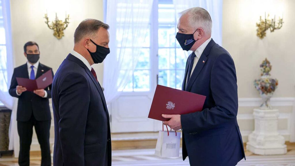 Jaroslaw gowin odwolany z rzadu kat