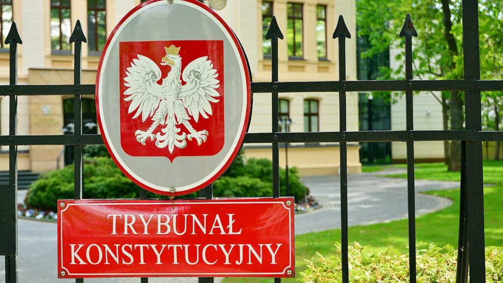 Jest kompleksowy plan naprawy trybunalu konstytucyjnego kat
