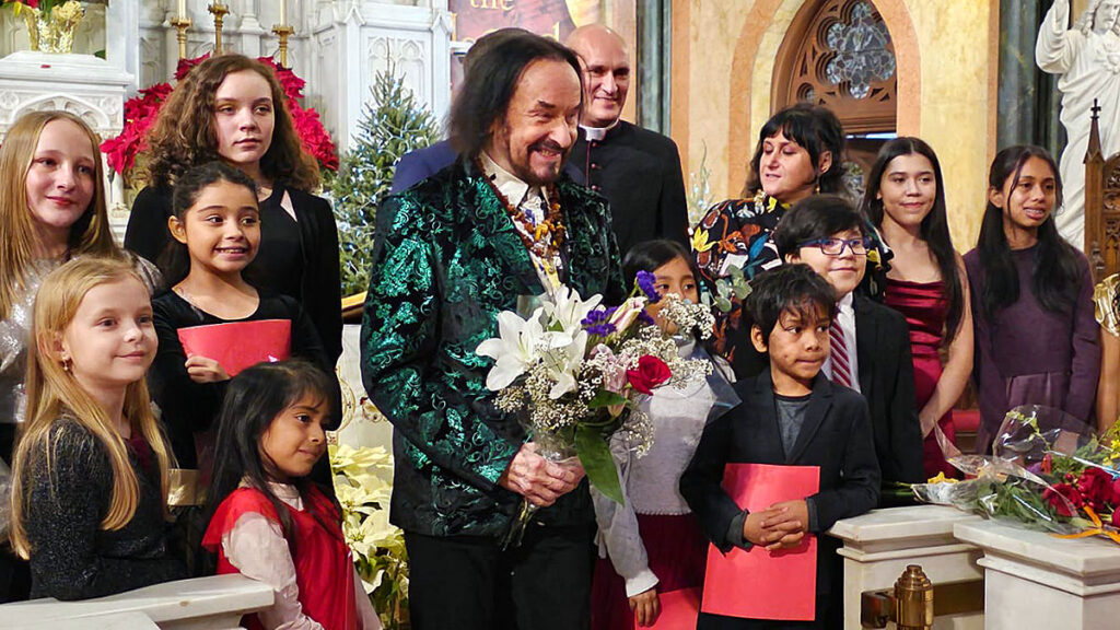 Koncert charytatywny z udzialem stana borysa i dzieci ze spolecznosci amerykanskiej hiszpanskiej i polskiej kat