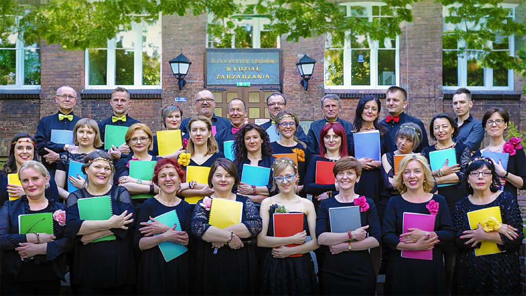 Koncert choru wydzialu zarzadzania uniwersytetu gdanskiego non serio w konsulacie 11 lipca kat