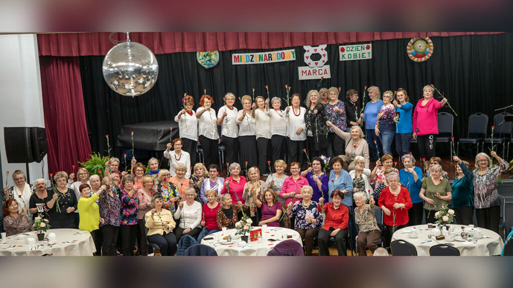 Koncert na dzien kobiet w klubie seniora krakus w centrum ps greenpoint kat