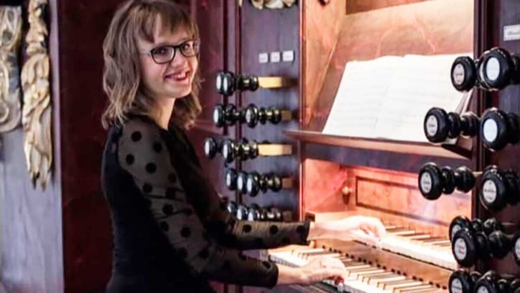 Koncert organowy na maspeth w parafii sw krzyza kat