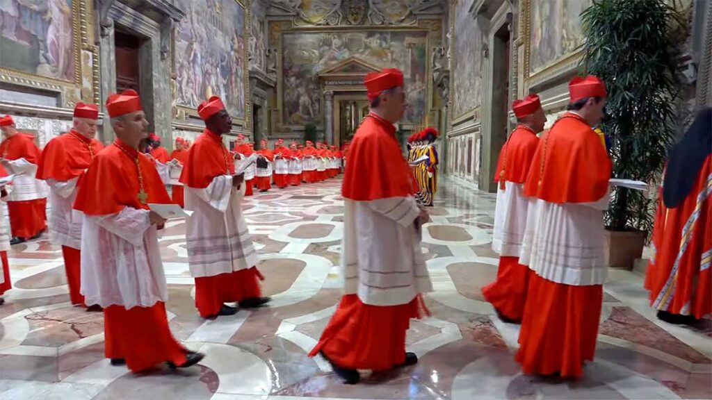 Konklawe rozpoczete video z watykanu z polskim komentarzem kat