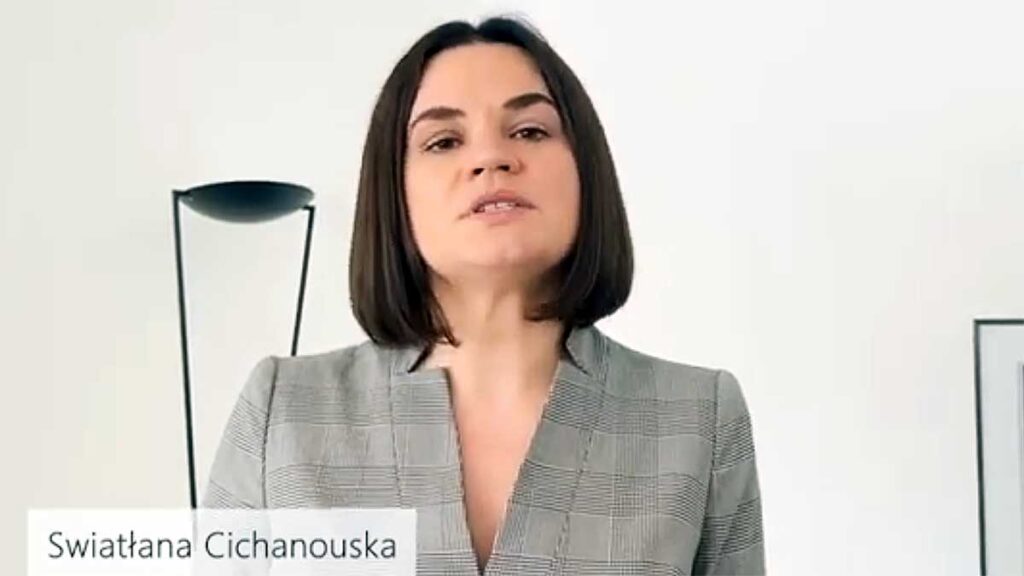 Konkurs na plakat bialo czerwono bialy w druga rocznice sfalszowanych wyborow na bialorusi kat