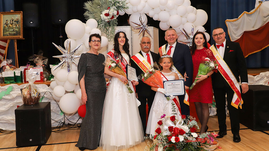 Kontyngent z ridgewood gotowy na parade pulaskiego kat