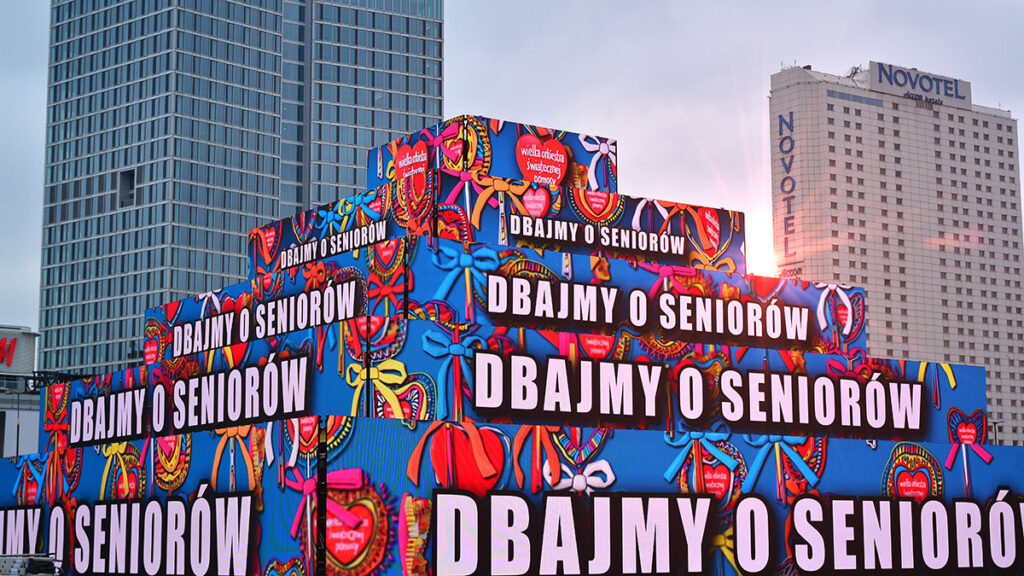 Kupujac bilet lotniczy lub wakacje w voyager wspierasz wielka orkiestre swiatecznej pomocy kat