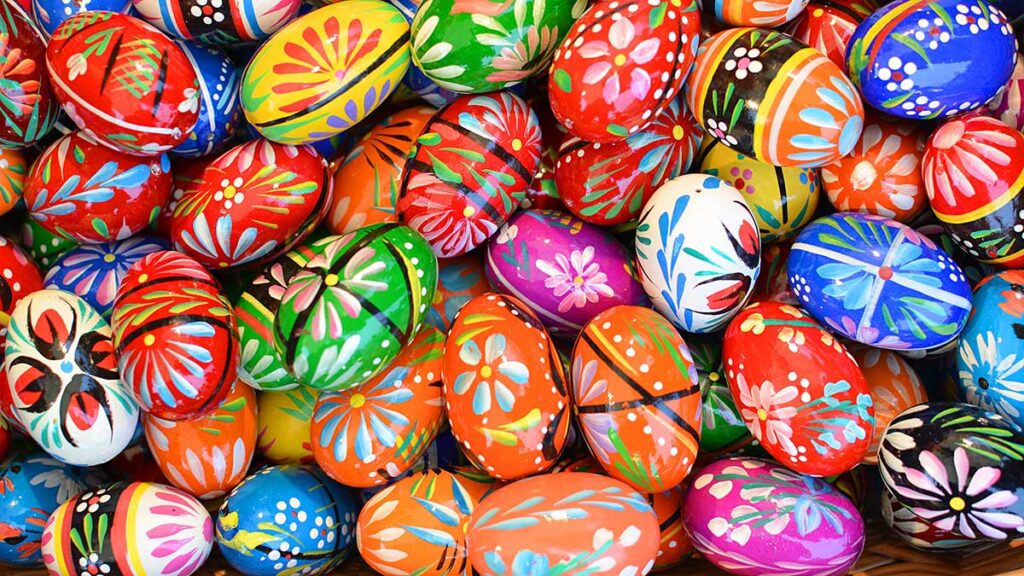 Learn the art of pisanki kat