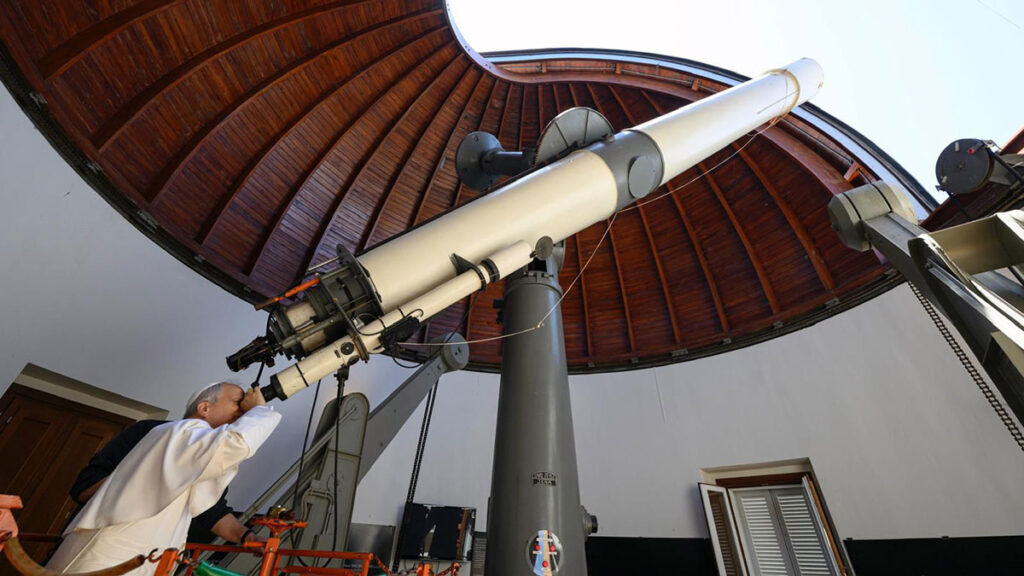 Leon xiv zwiedzil watykanskie obserwatorium astronomiczne kat