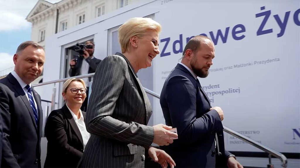 Lomza drugim przystankiem na trasie mobilnej strefy zdrowia kat