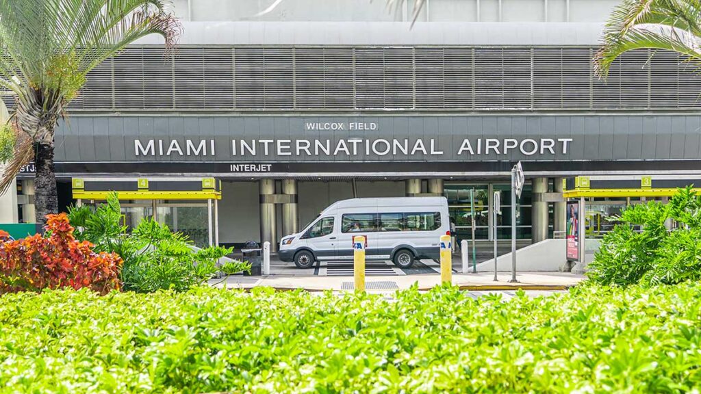 Lot przywraca trasy do usa od 10 grudnia loty z warszawy do miami floryda kat