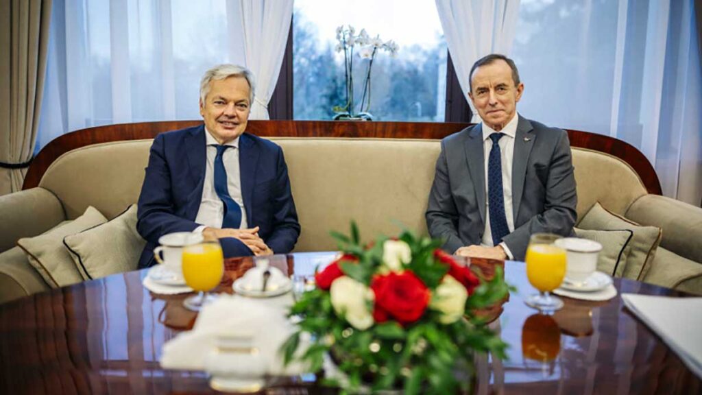 Marszalek senatu rp prof tomasz grodzki spotkal sie z komisarzem unii europejskiej ds sprawiedliwosci didierem reyndersem kat