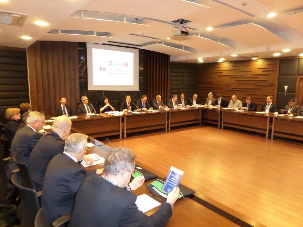 Misja gospodarcza klastra okip do indii kat 54